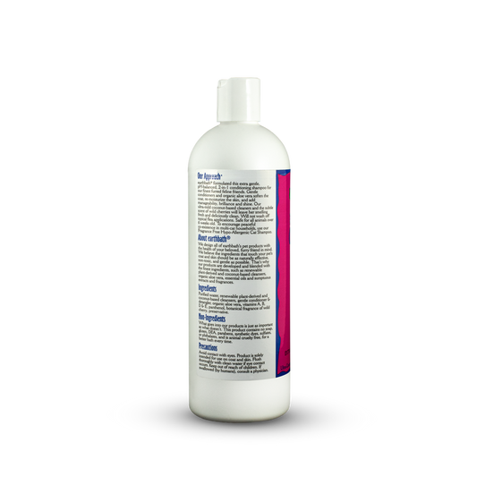 Earthbath Light Wild Cherry Cat 2-in-1 Shampoo & Conditioner 16oz (472ml)