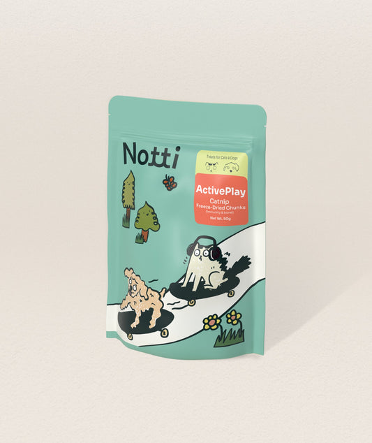 Notti ActivePlay Catnip Freeze-Dried Chunks, 50g resealable pouch of treats for cats and dogs