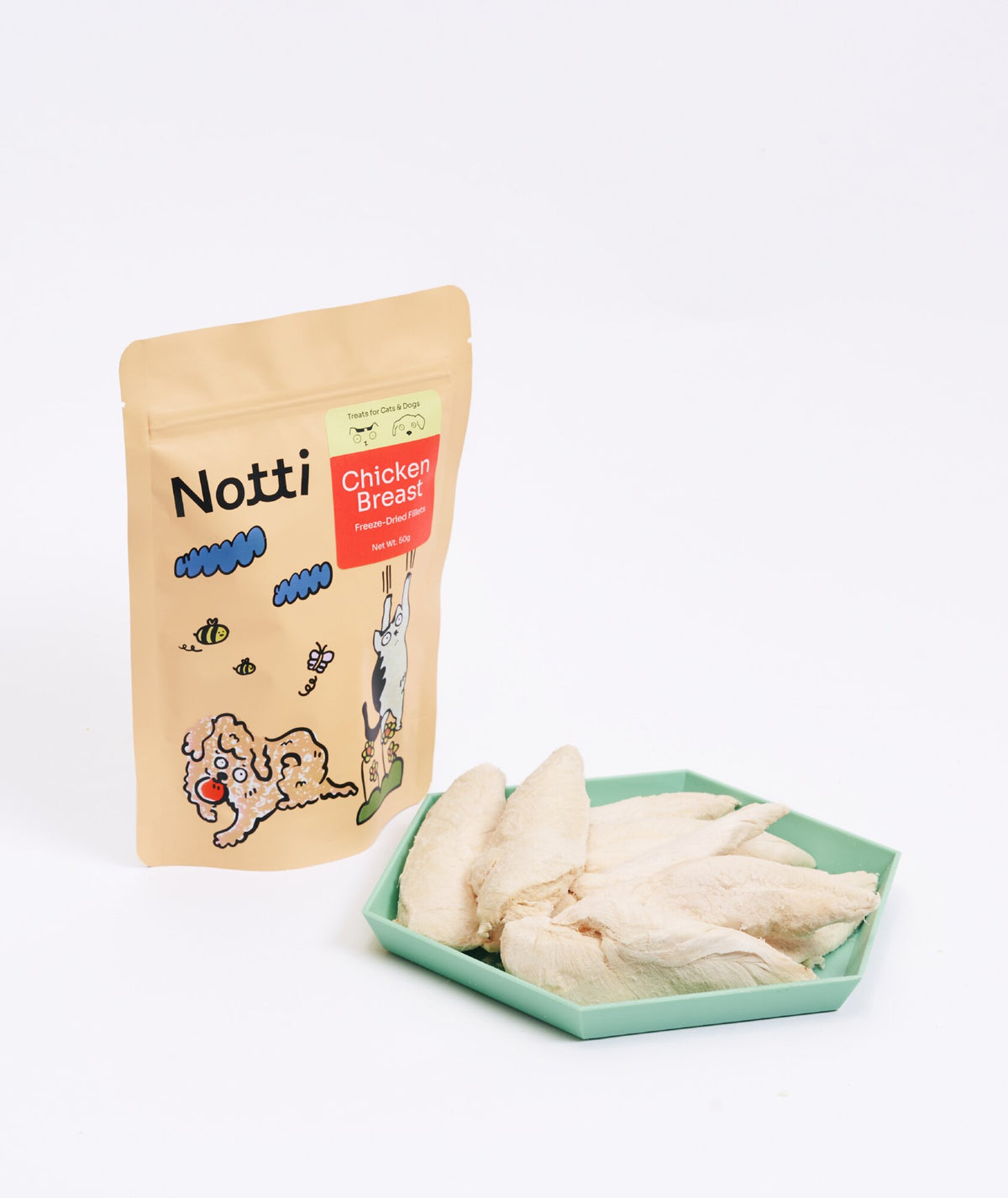 Notti Chicken Breast Freeze-Dried Fillets pack with fillets served on a tray